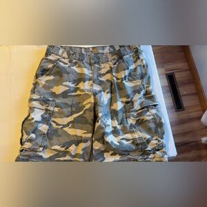 Carhartt Camouflage Cargo Shorts for Men
